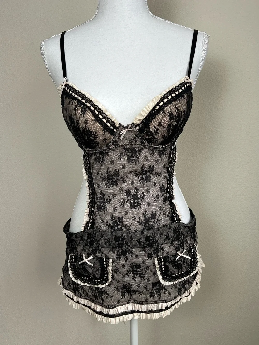 Victoria’s Secret‎ Y2K Lace Bustier Apron Top 34B Coquette Fairycore Babydoll
